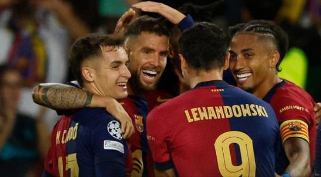 برشلونة يكافئ لاعبه مارتينيز بعقد جديد حتى 2026 ...